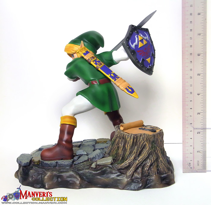 Estátua Link Adulto: The Legend of Zelda Ocarina of Time Escala 1